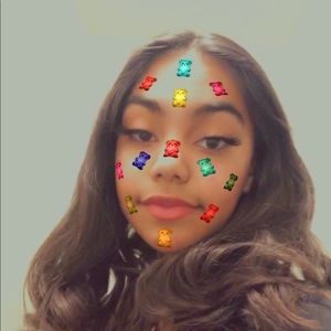 Meet your Posher, Briana